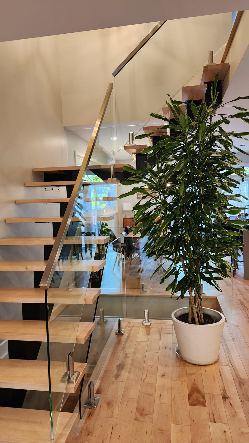 Garde-corps en verre à Ville Mont-Royal