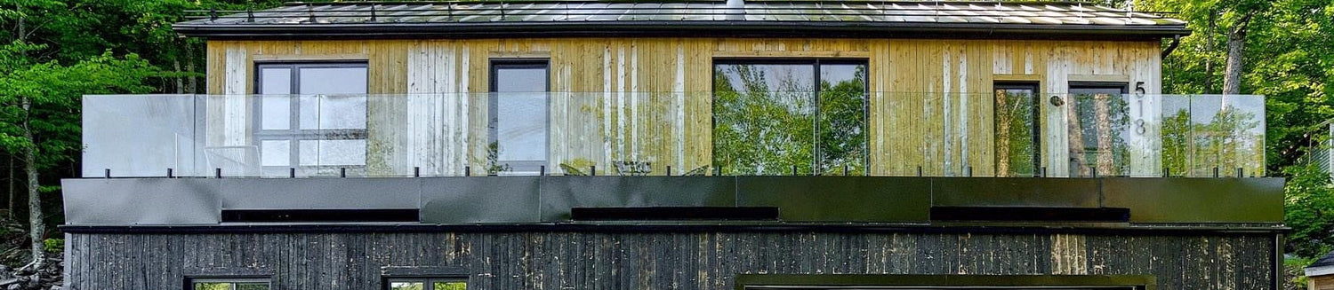 Rampe de verre sur balcon à Ste-Adolphe