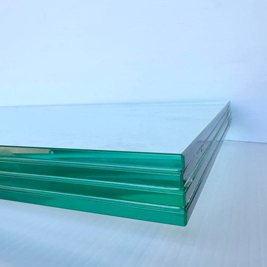 Verre insertion au plancher